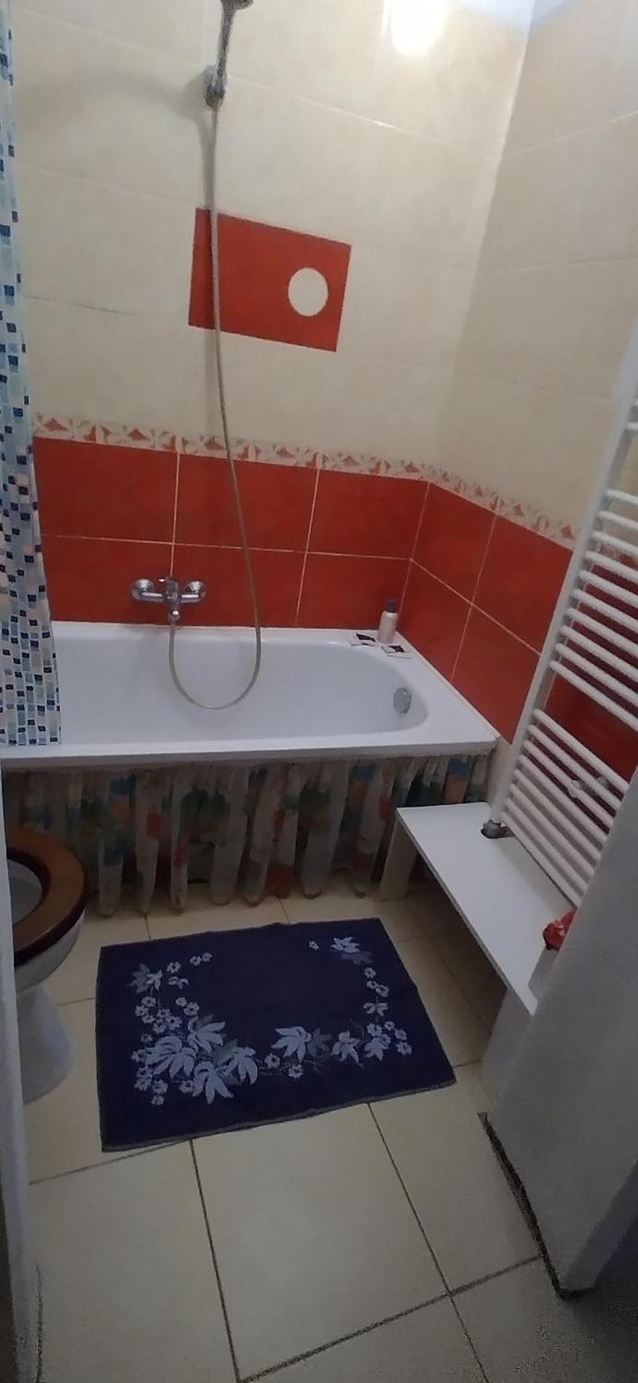 Excellent Location Apartment