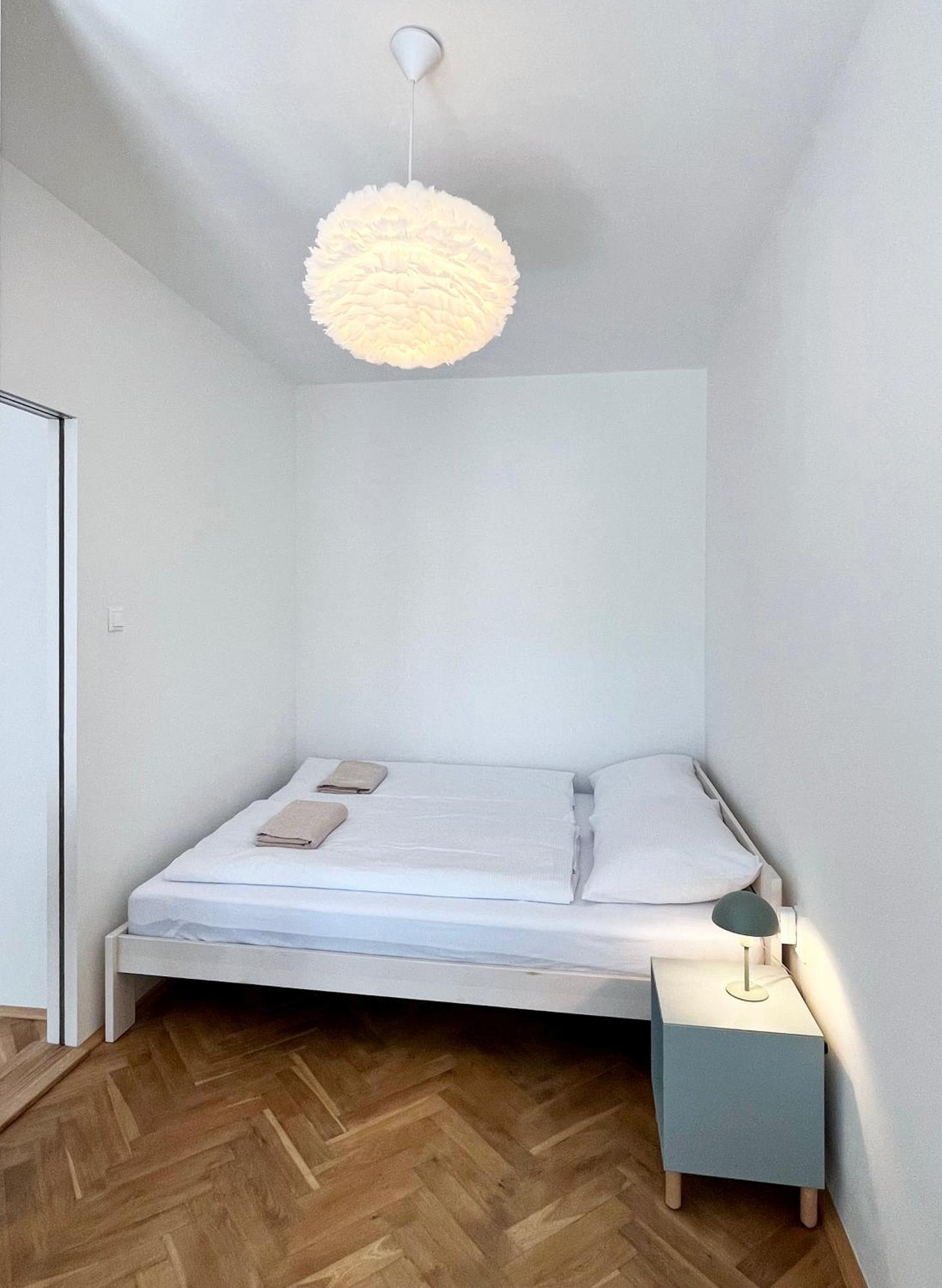 Apartment Sunny Near Centre