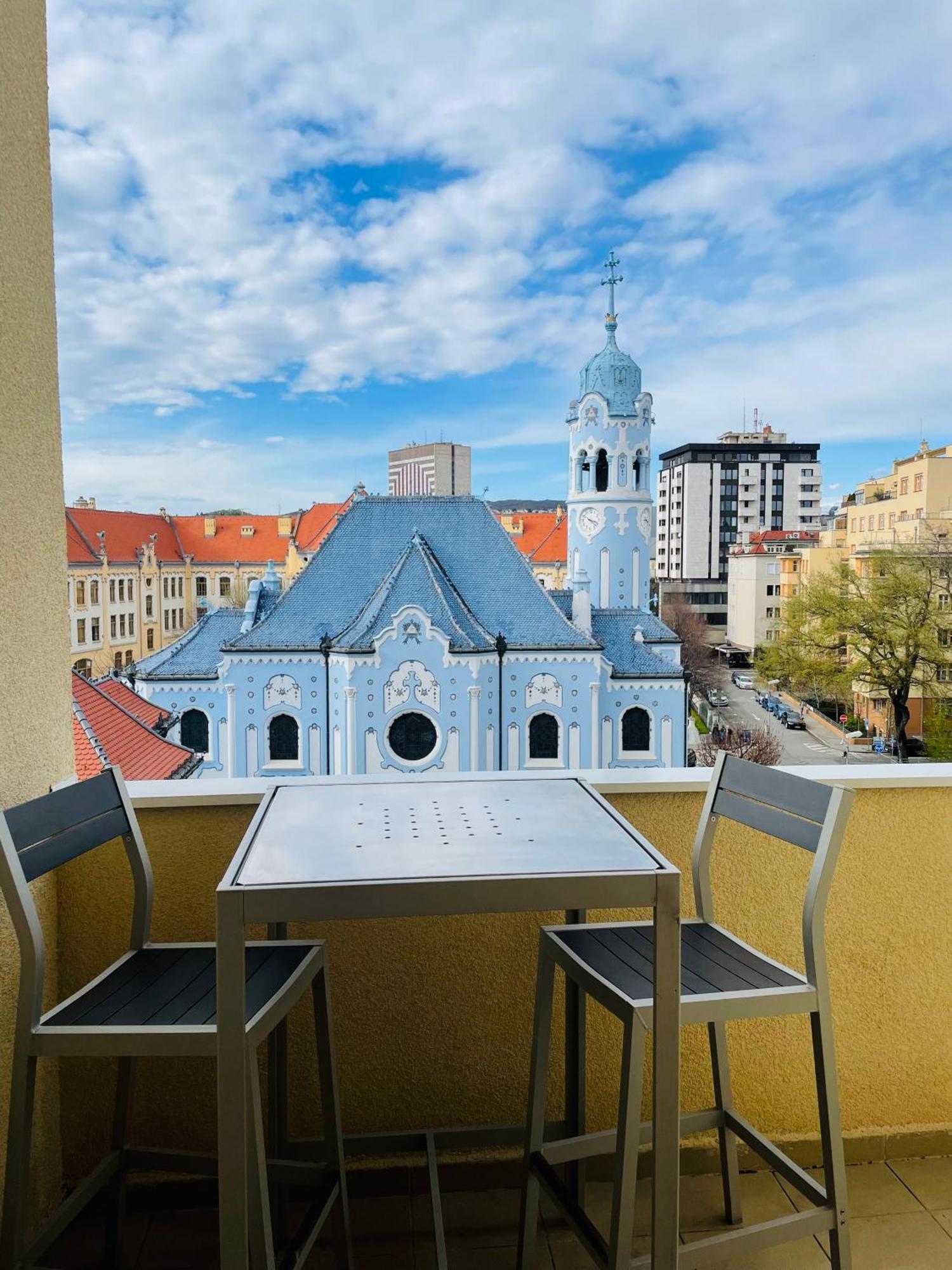 Apartment Blue Church Views - Central, Quiet, Bright - 4th Floor Corner 125m2