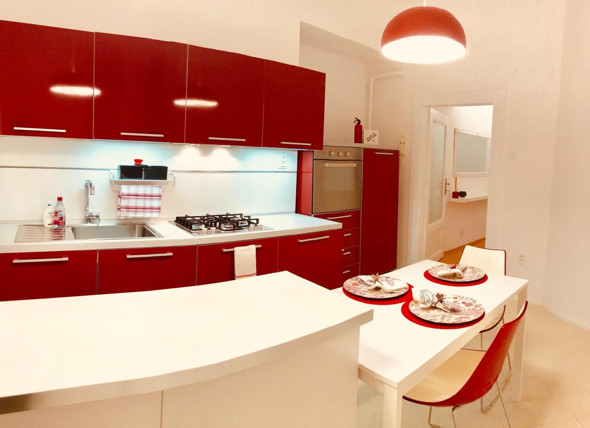 Blue Church Views - Central, Quiet, Bright - 4th Floor Corner 125m2 Apartment Bratislava