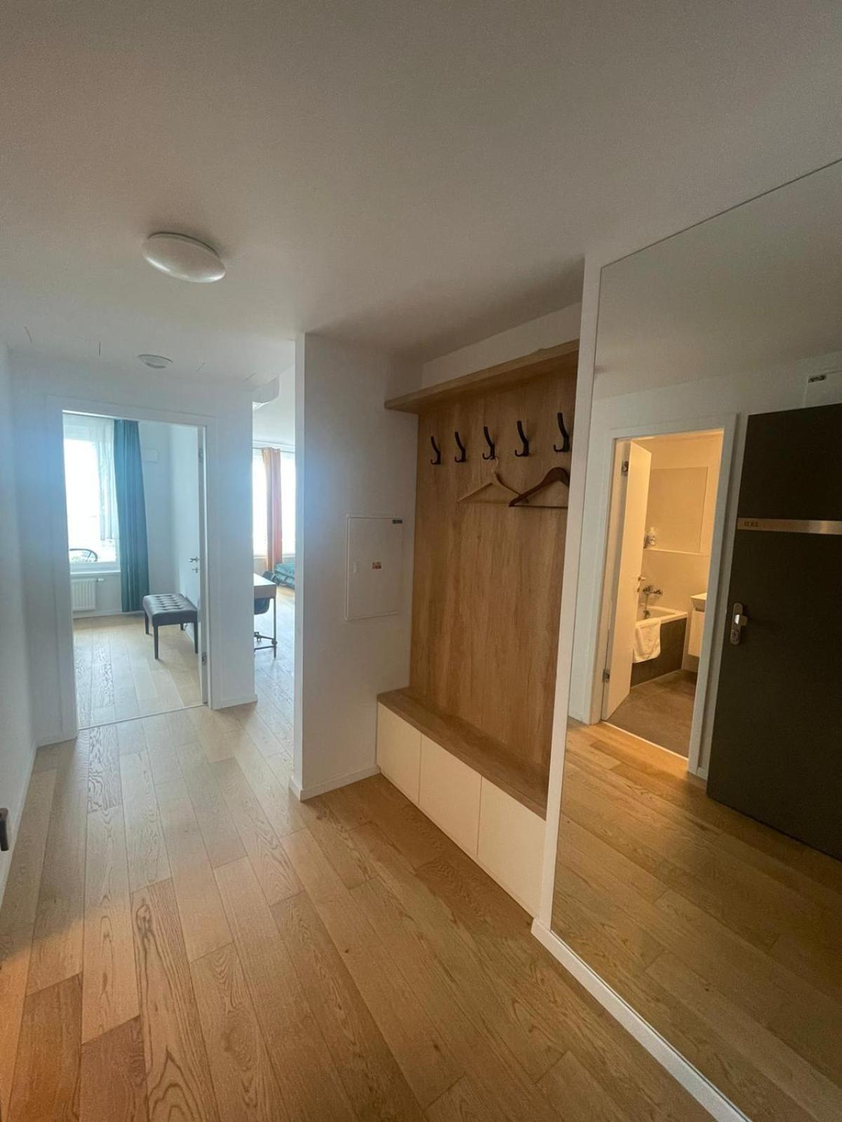 New Downtown Couple Minute From The Old Town Apartment Bratislava