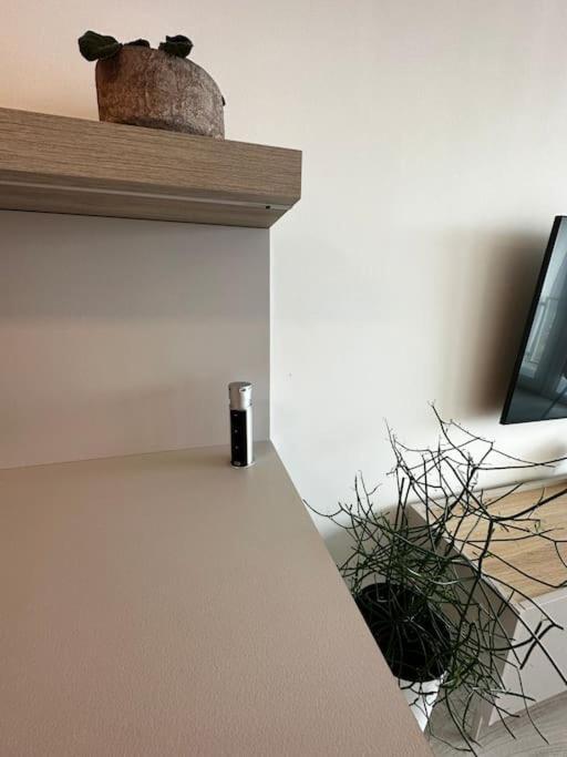Apartment Cozy Near City Centrum And Airport *