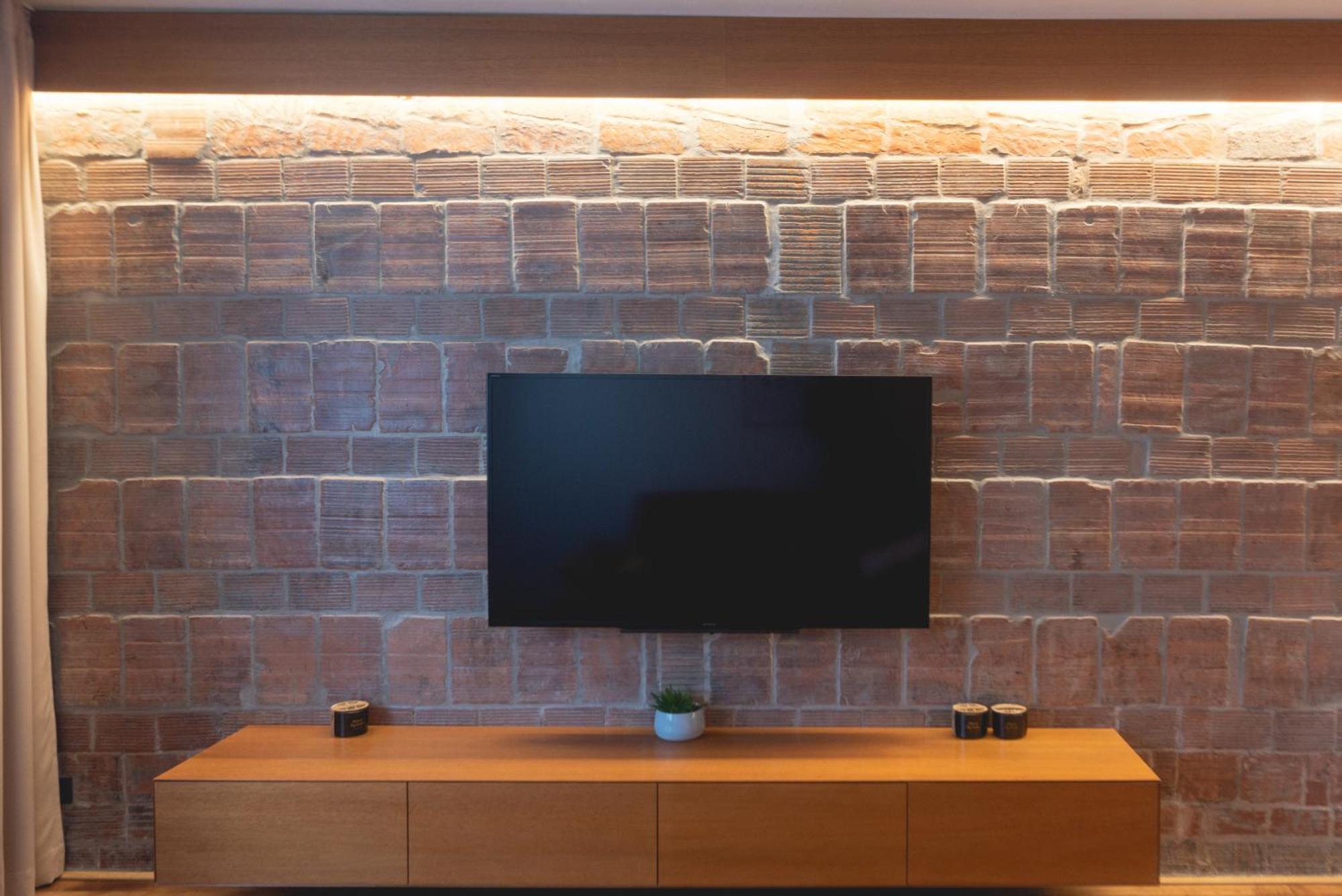 Luxury City Center Apt W Ac & Balcony * Bratislava