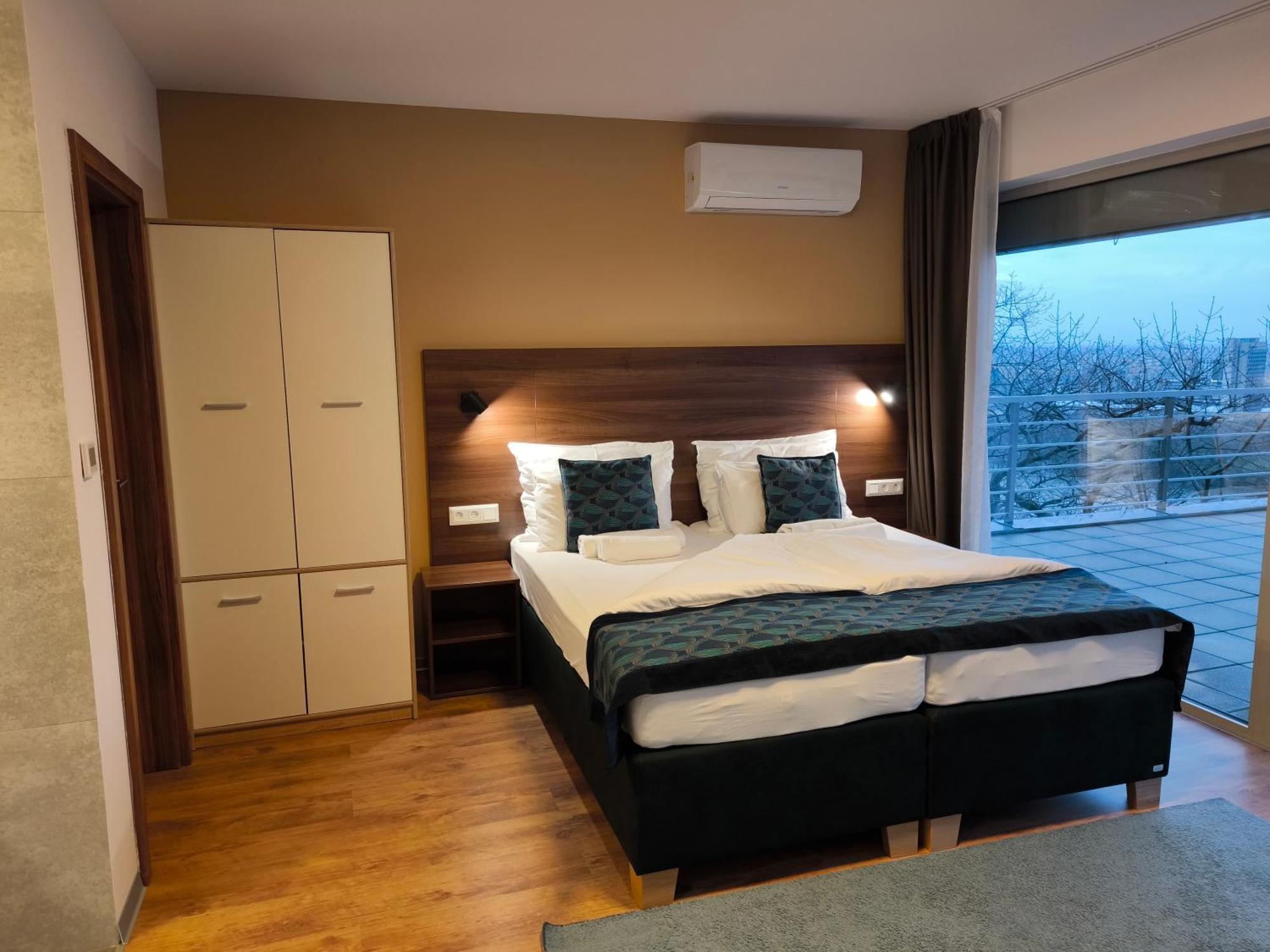 River View Hotel 3*