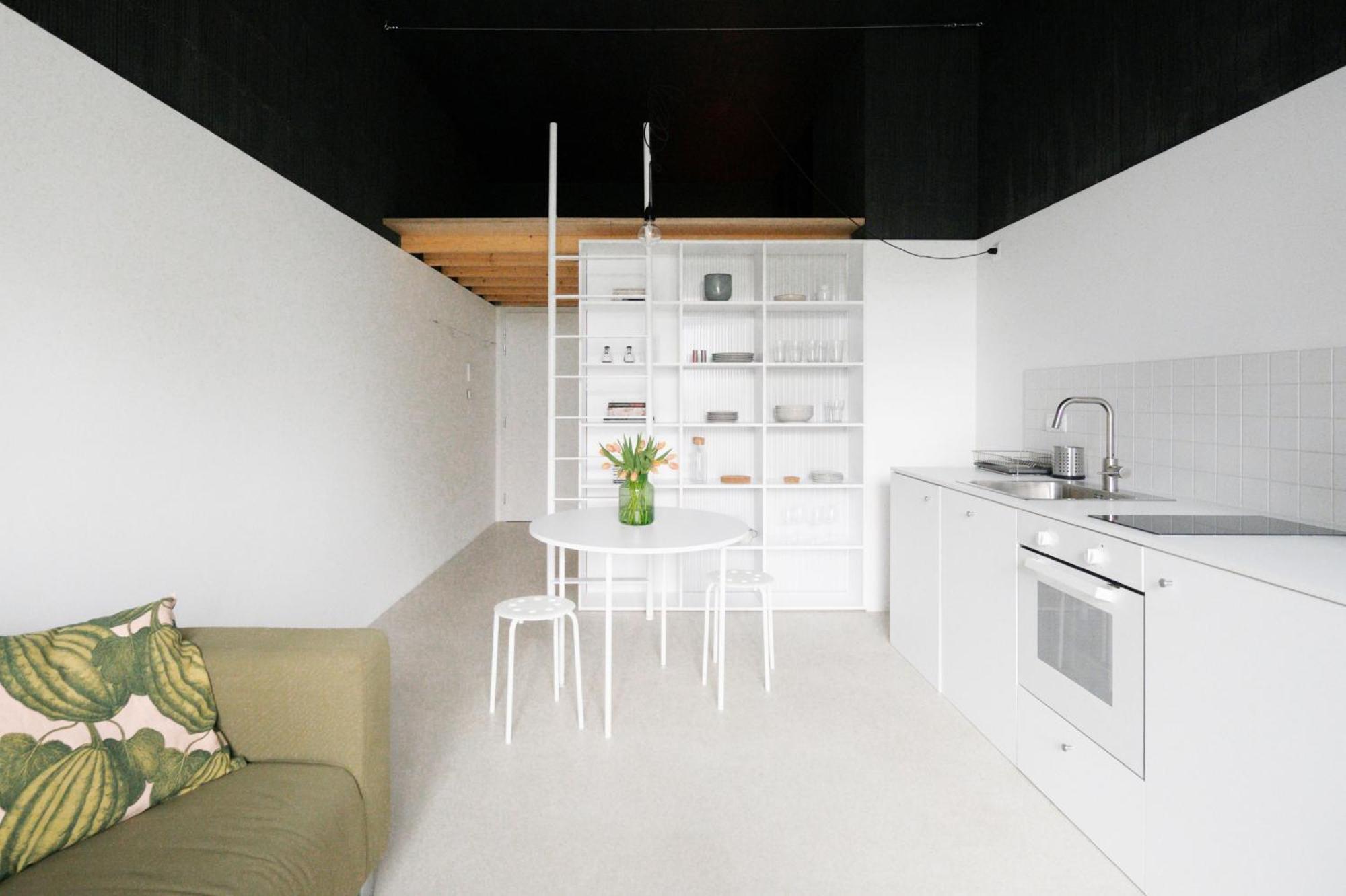 Stylish With A View Of Blue Church Apartment