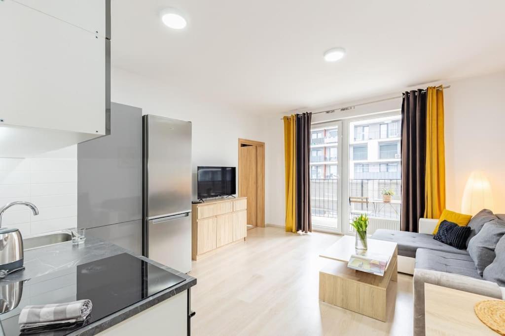 Cityscape Oasis: Active Heaven Apartamento