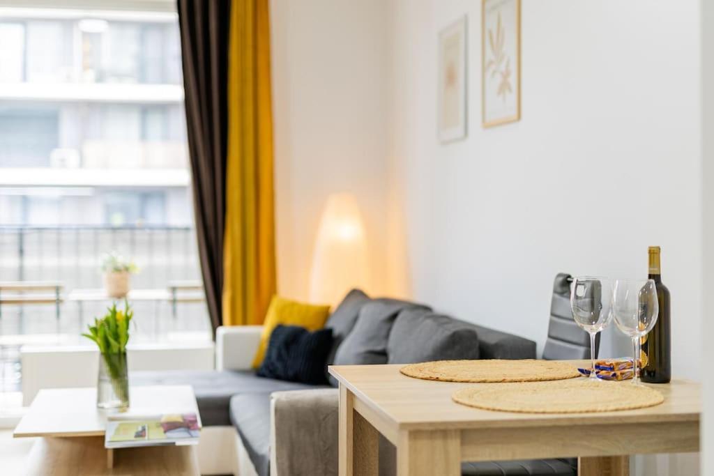 Cityscape Oasis: Active Heaven *