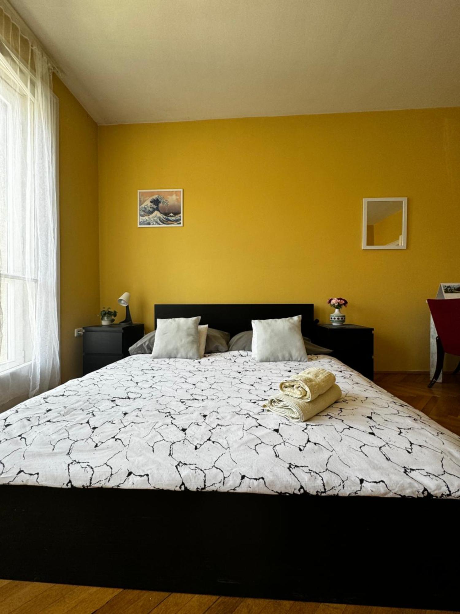 Bed & Breakfast Extralarge Queen In The Heart Of With Terrace