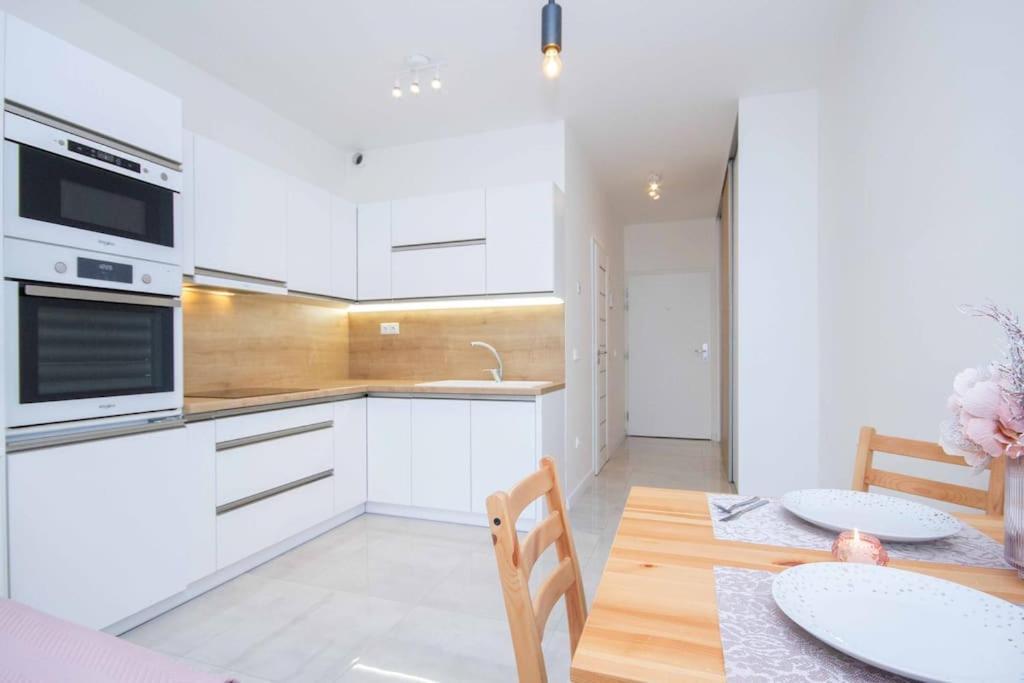 In With Free Parking Apartment Bratislava