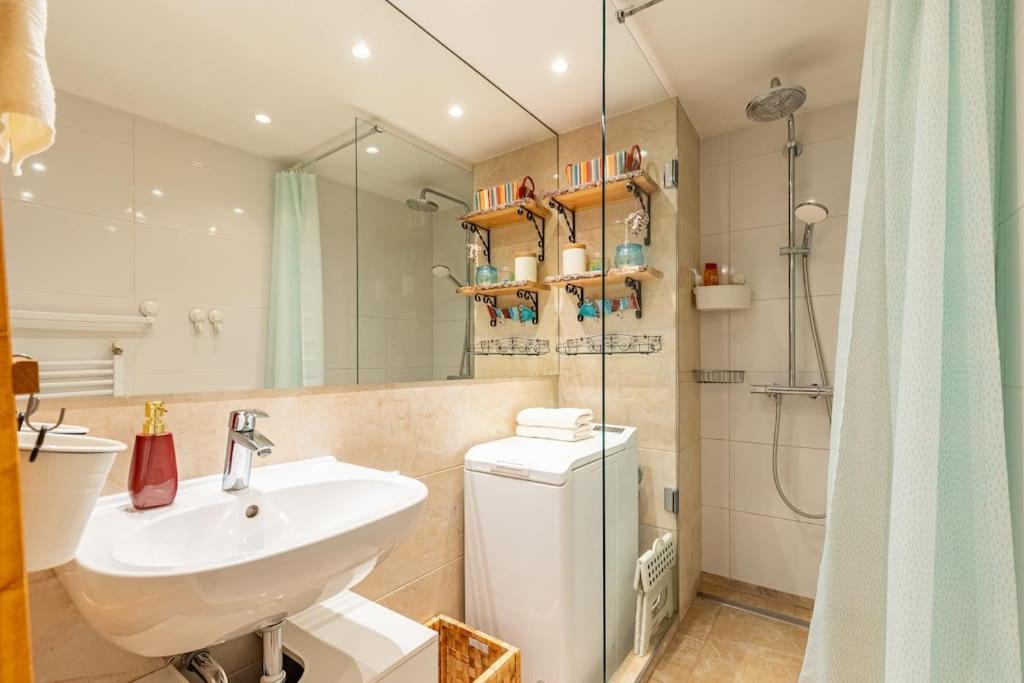 Apartment Tranquil Haven: Old Town Proximity Bratislava