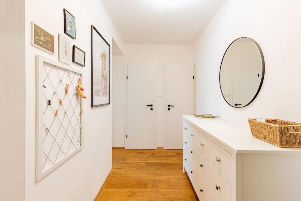Apartment Tranquil Haven: Old Town Proximity *