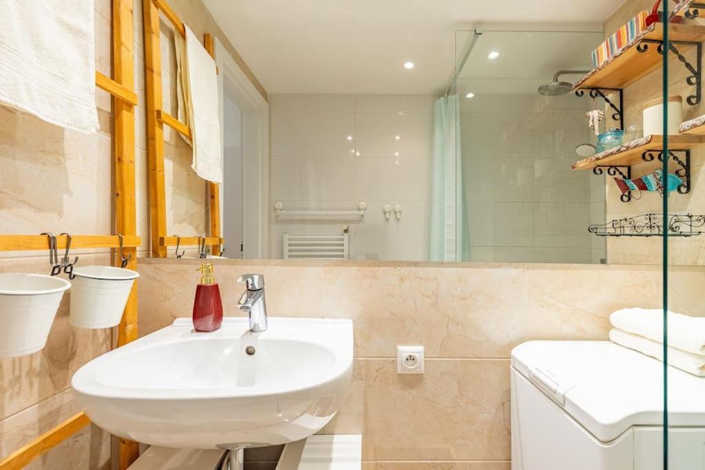 Tranquil Haven: Old Town Proximity Apartment Bratislava