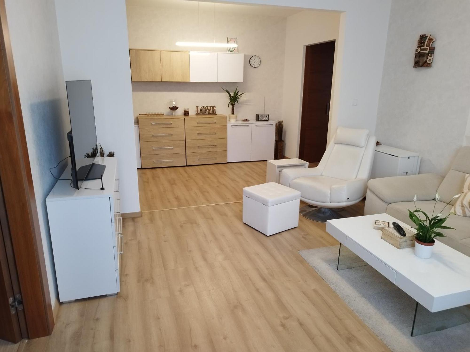 Amazing Flat In Old Town With Large Balcony * Bratislava