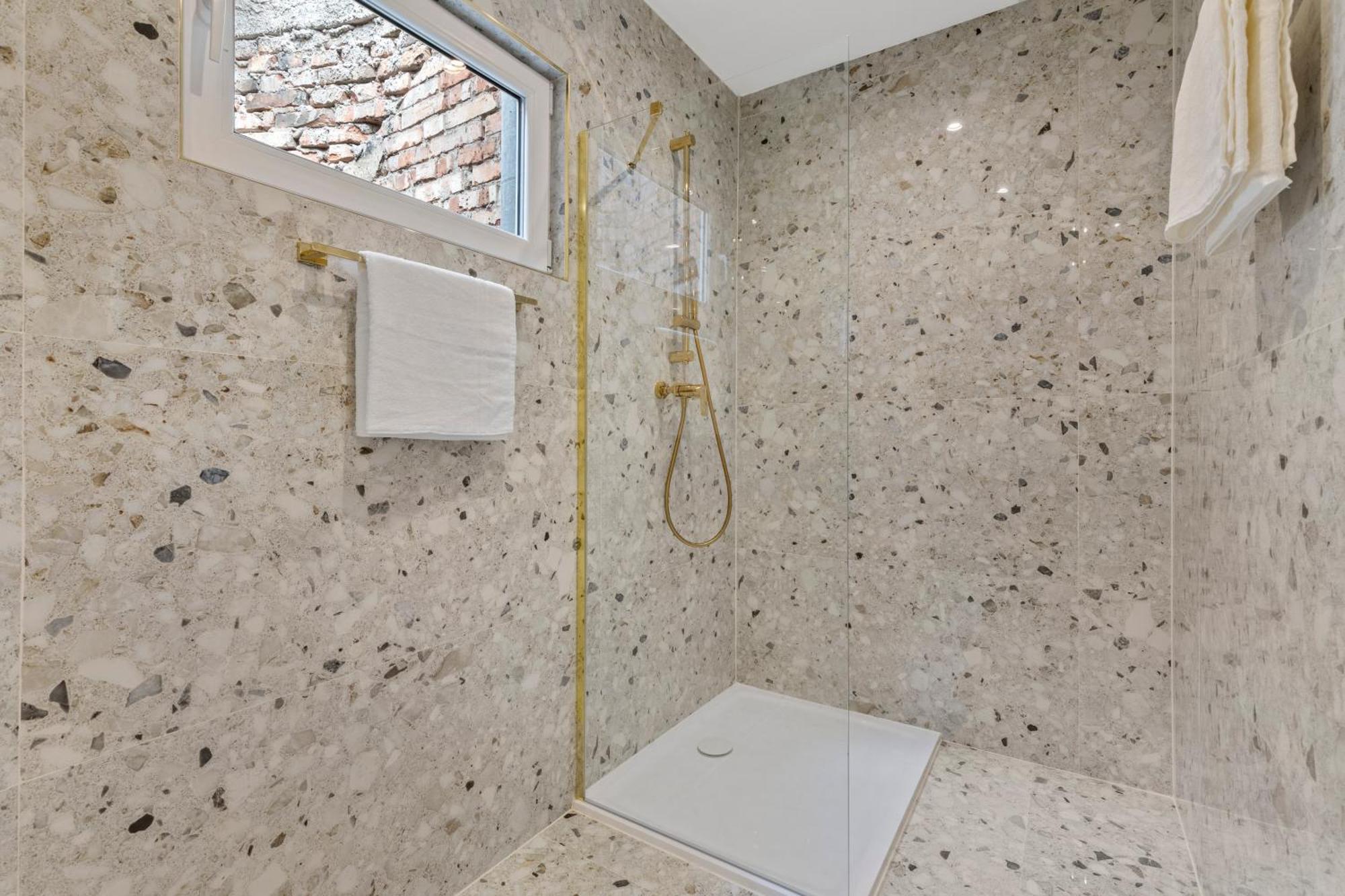 Lam Bubblegum - Terrace - Ac - Free Parking Apartment *