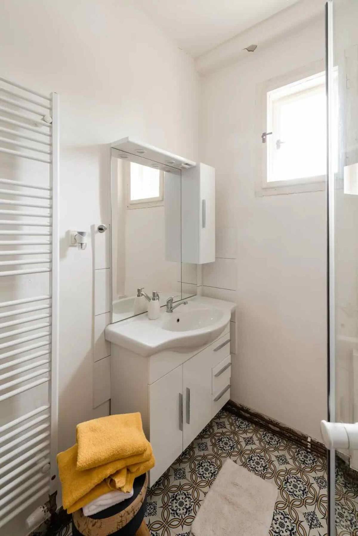 Angel Apartment