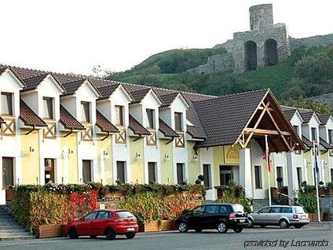 Hradna Brana 4* Bratislava