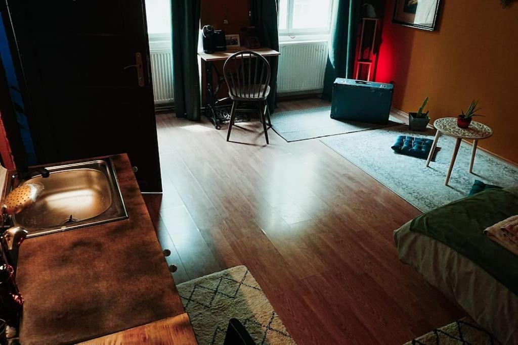 Sahara With Shared Bathroom In Centre * Bratislava