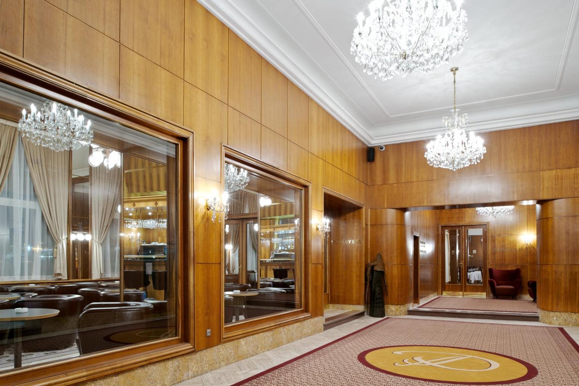 Hotel Devin 4*