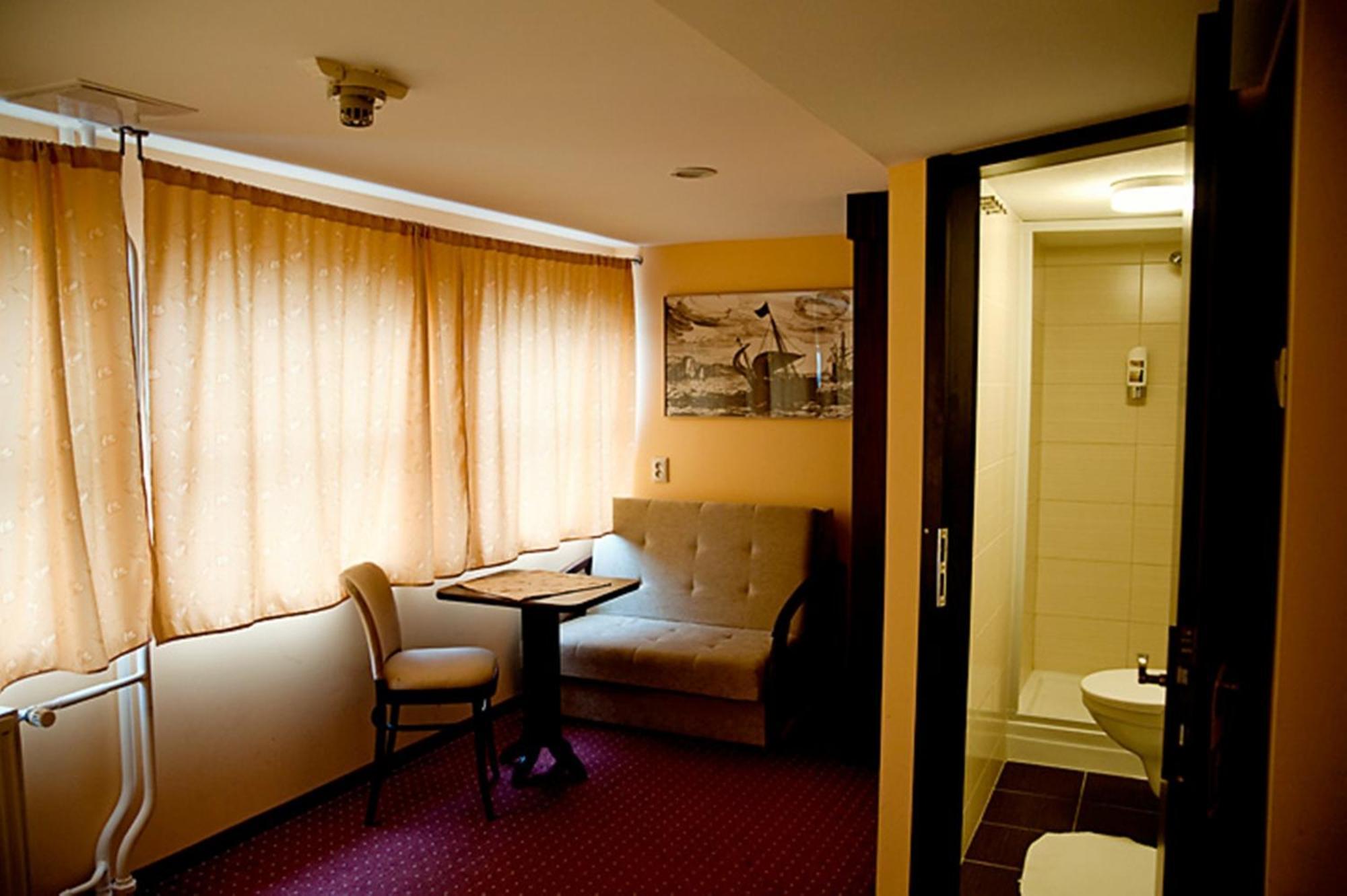 Botel Gracia 3*