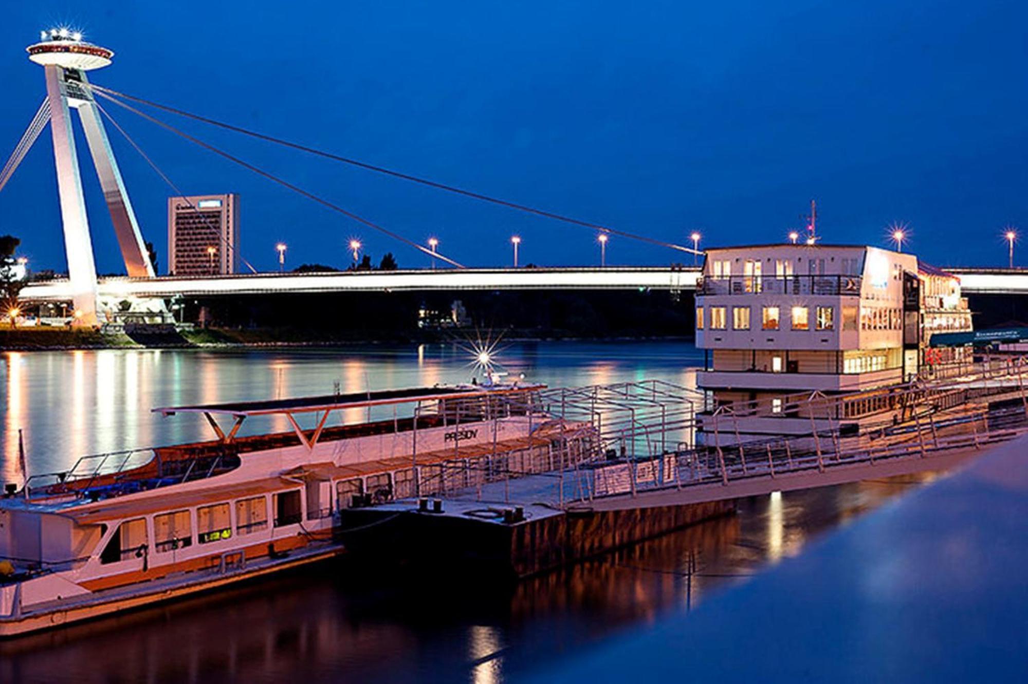 Botel Gracia 3*