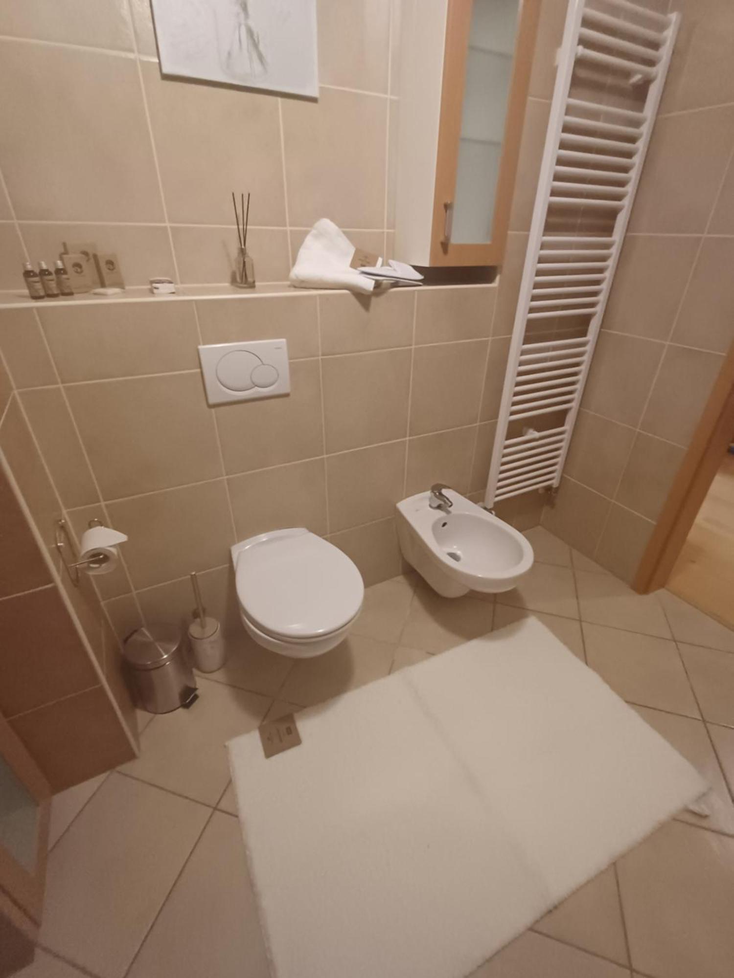 Apartment Vienna Gate, Petrazelka, Kopcianska 10 *