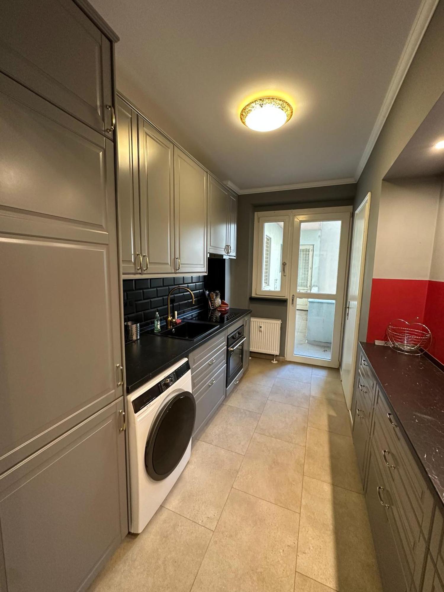 Apartment Fancy Flat In Central Bratislava