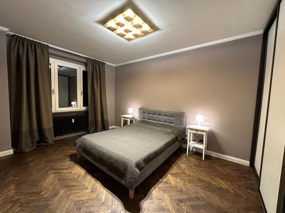 Fancy Flat In Central