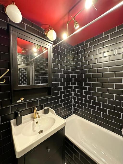 Apartment Fancy Flat In Central *