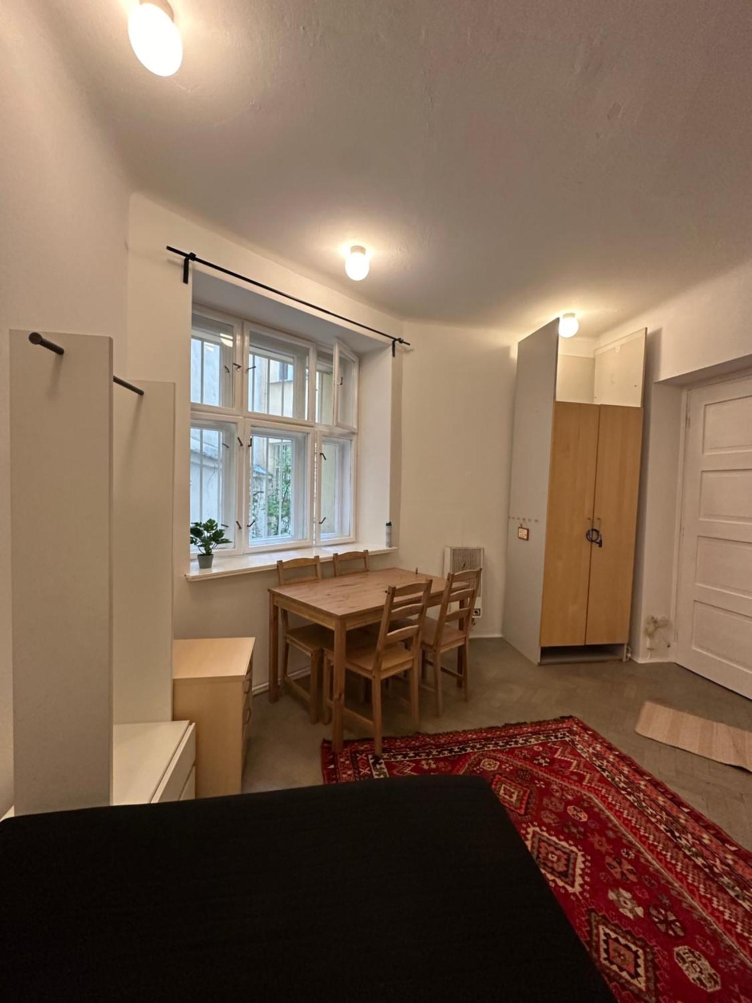 Center 13 Pressburg