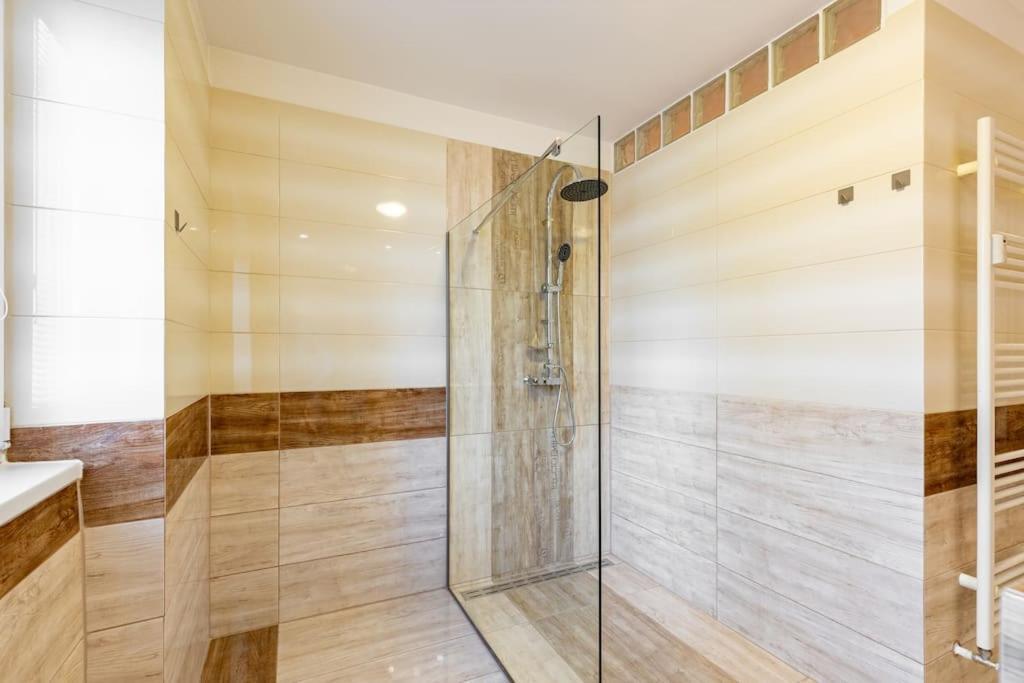 Apartment Urban Retreat Near Old Town *