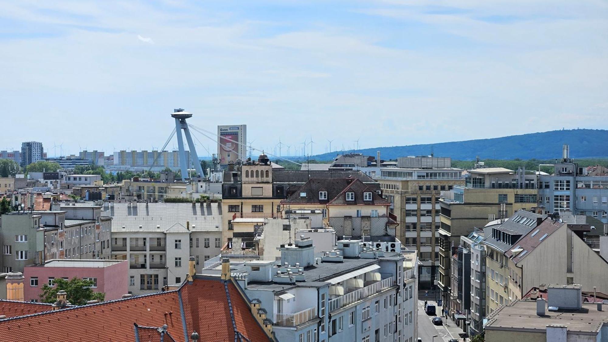 Apartment Panorama View Design In Old Town - Free Parking Bratislava