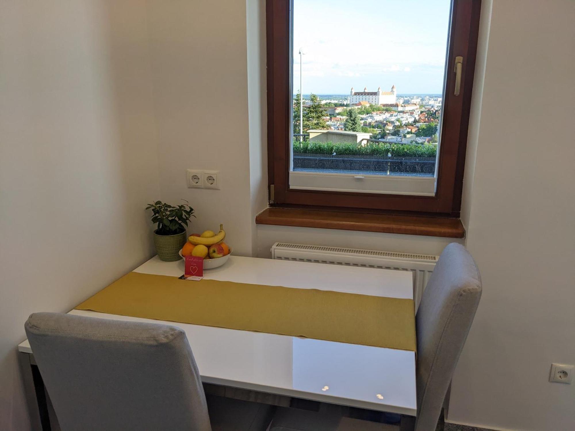Apartment Clearvuehome - Panoramic 43 M2 Slavin Bratislava