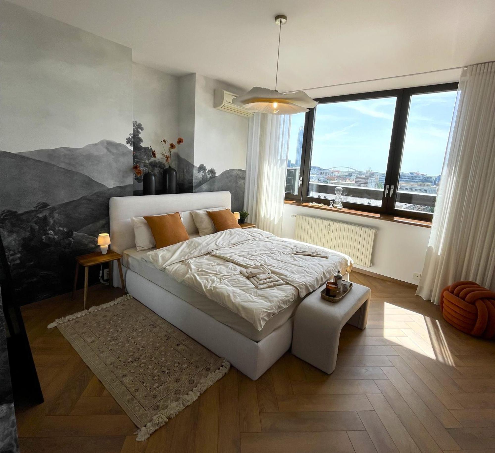 Apartment Panorama View Design In Old Town - Free Parking