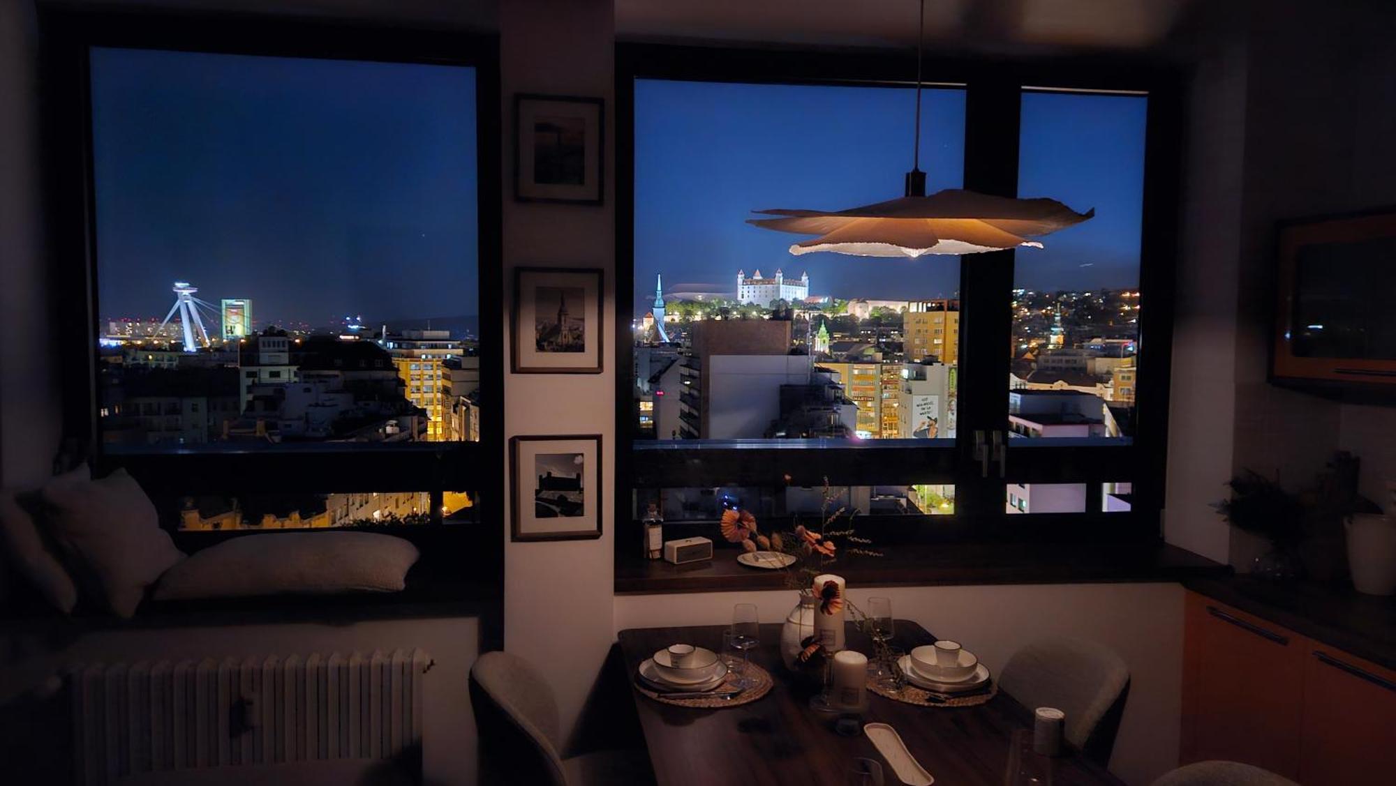 Panorama View Design In Old Town - Free Parking Apartment