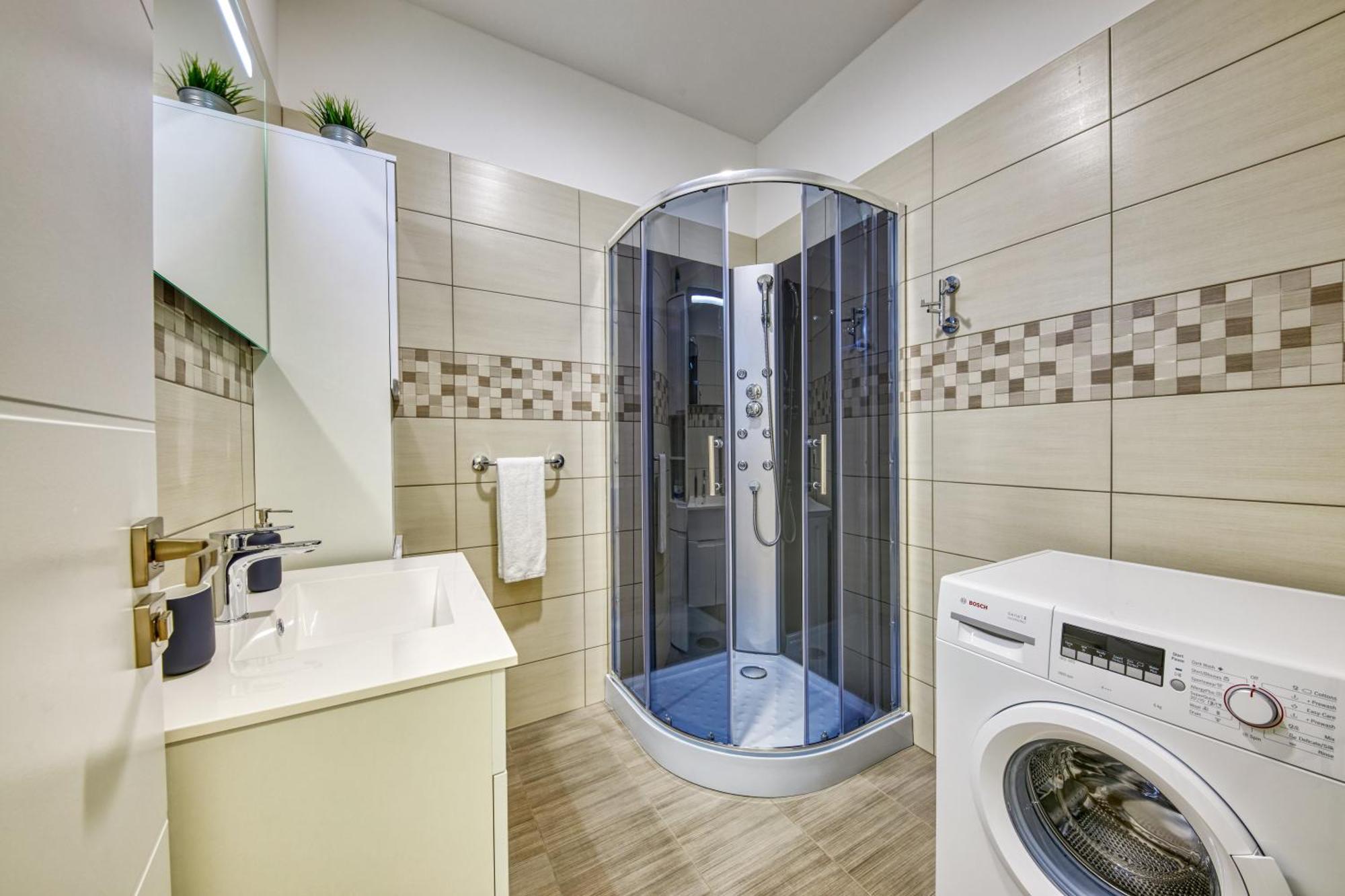 Apartment Le Monde - Amazing 5bdr In Downtown *