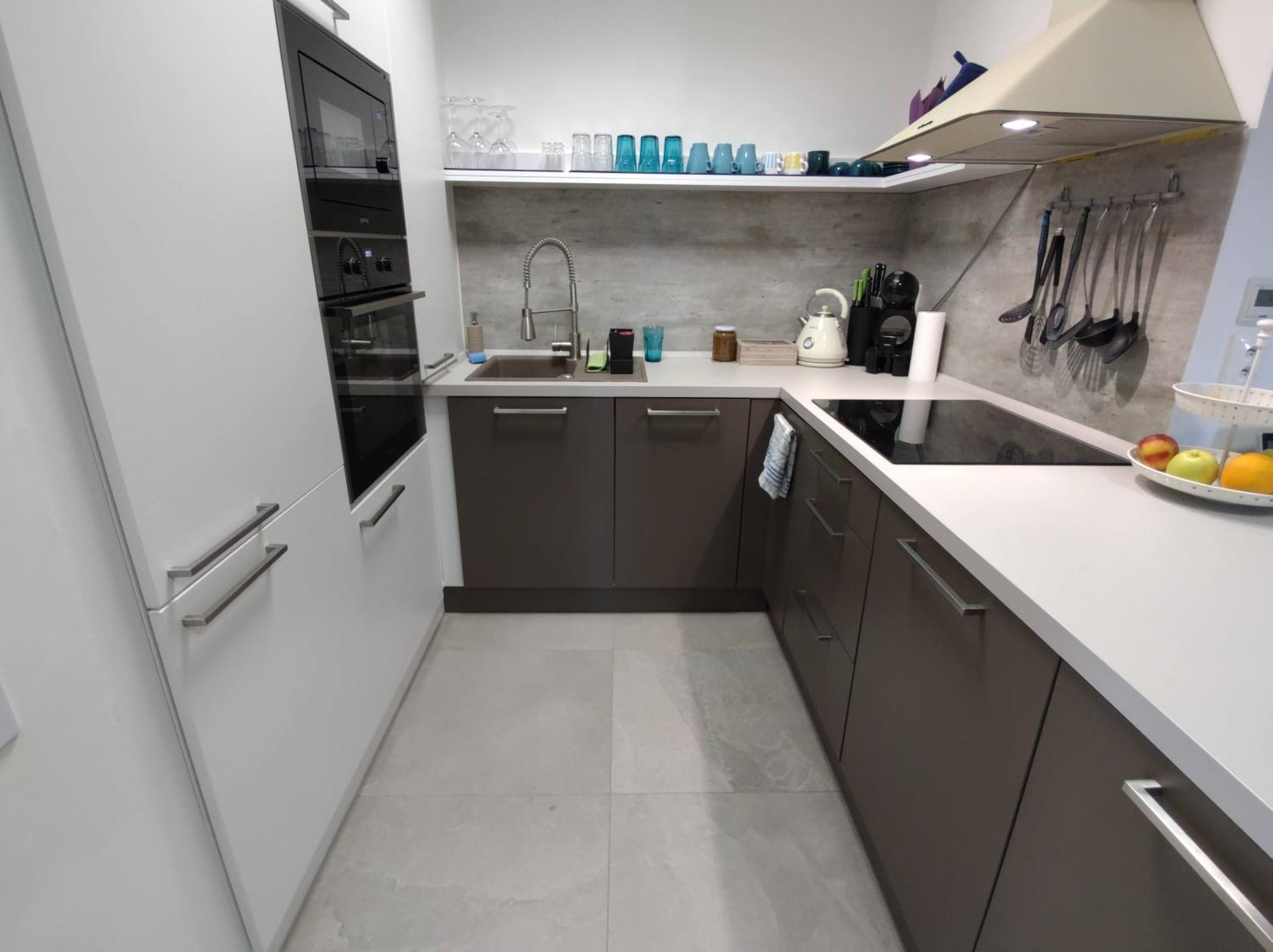 Big - 4 Bedroom, 2 Bathroom With Ac * Bratislava
