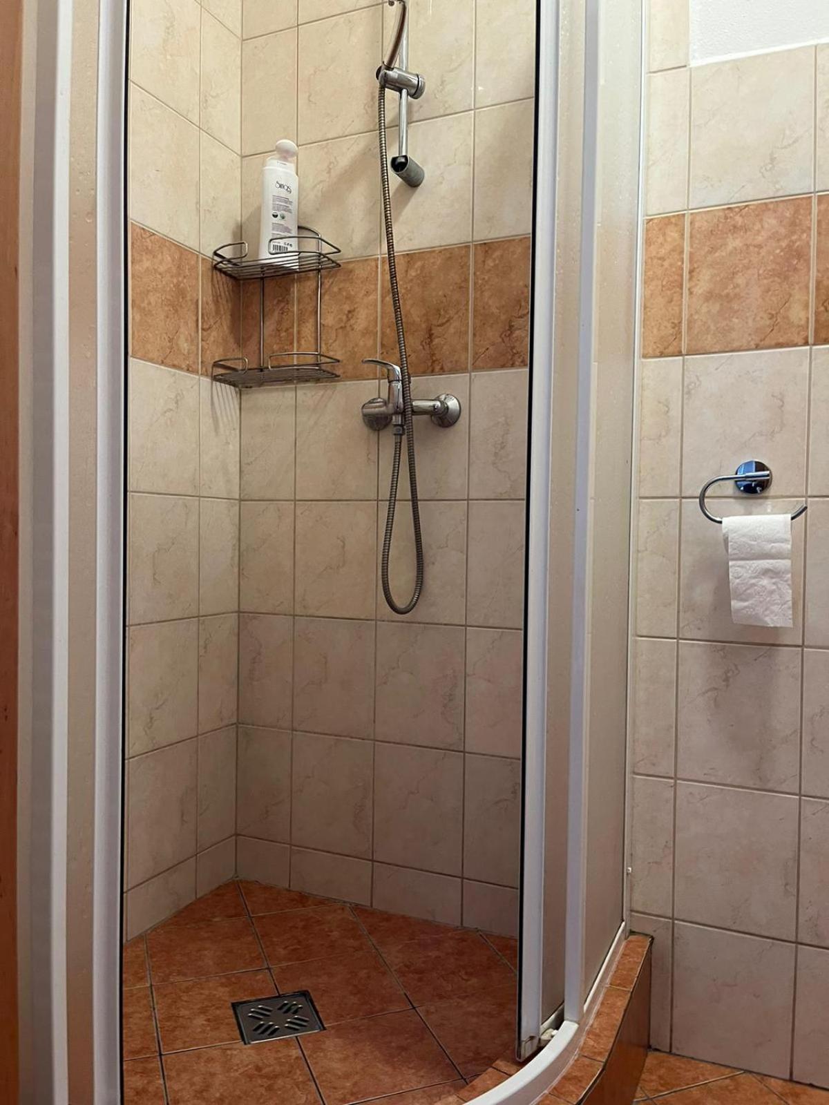 Apartment 1st Plaza