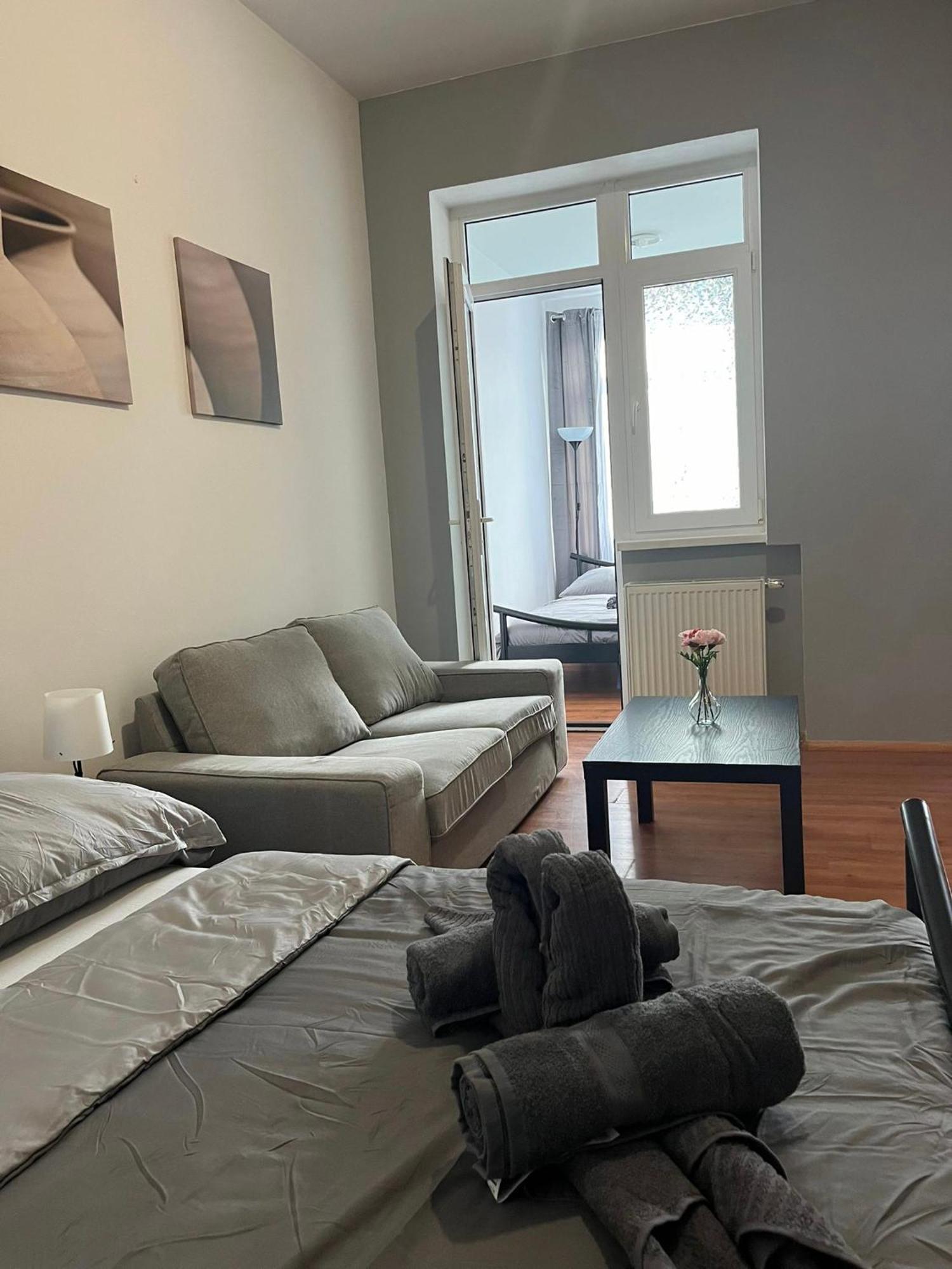 1st Plaza Apartment