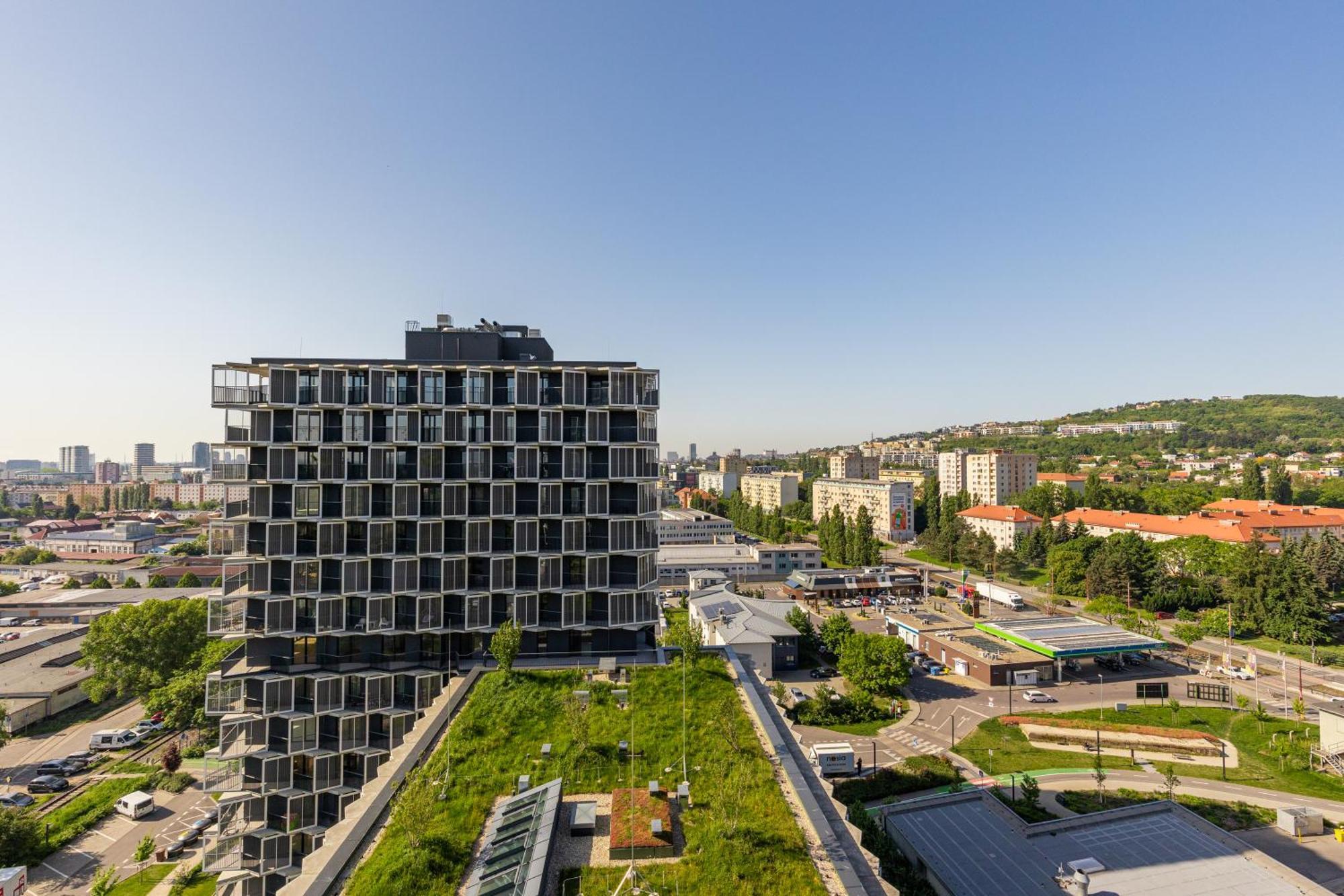 Slovakia Guthaus 64d Bratislava