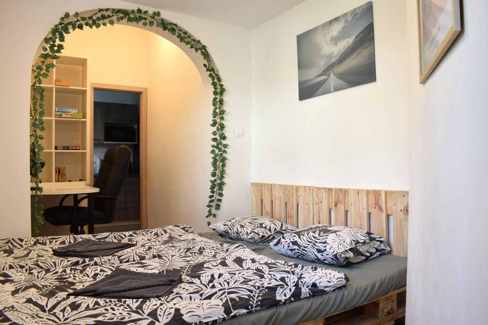 Charming Flat, Steps From Castle - Historic Part Apartment Bratislava