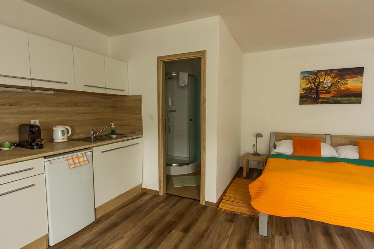 Tereza & Free Parking Bratislava