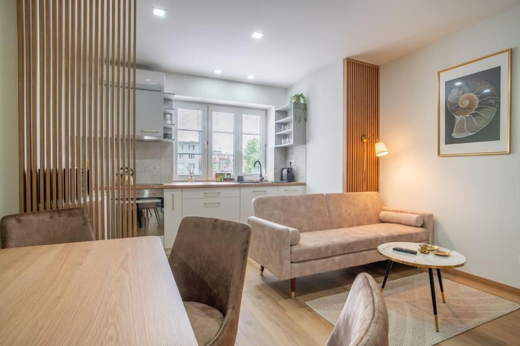 Charming 2-bedroom In The Wider Center Of * Bratislava