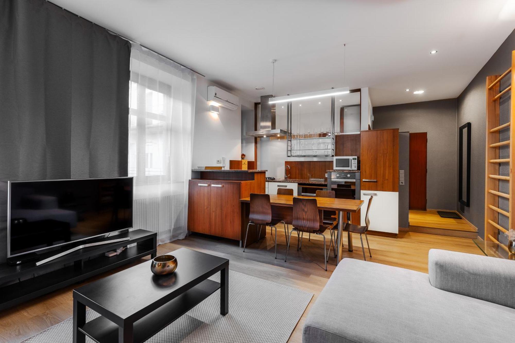 Laurinska Modern In Direct Centrum Of Bratislava, Air-condition Apartment *