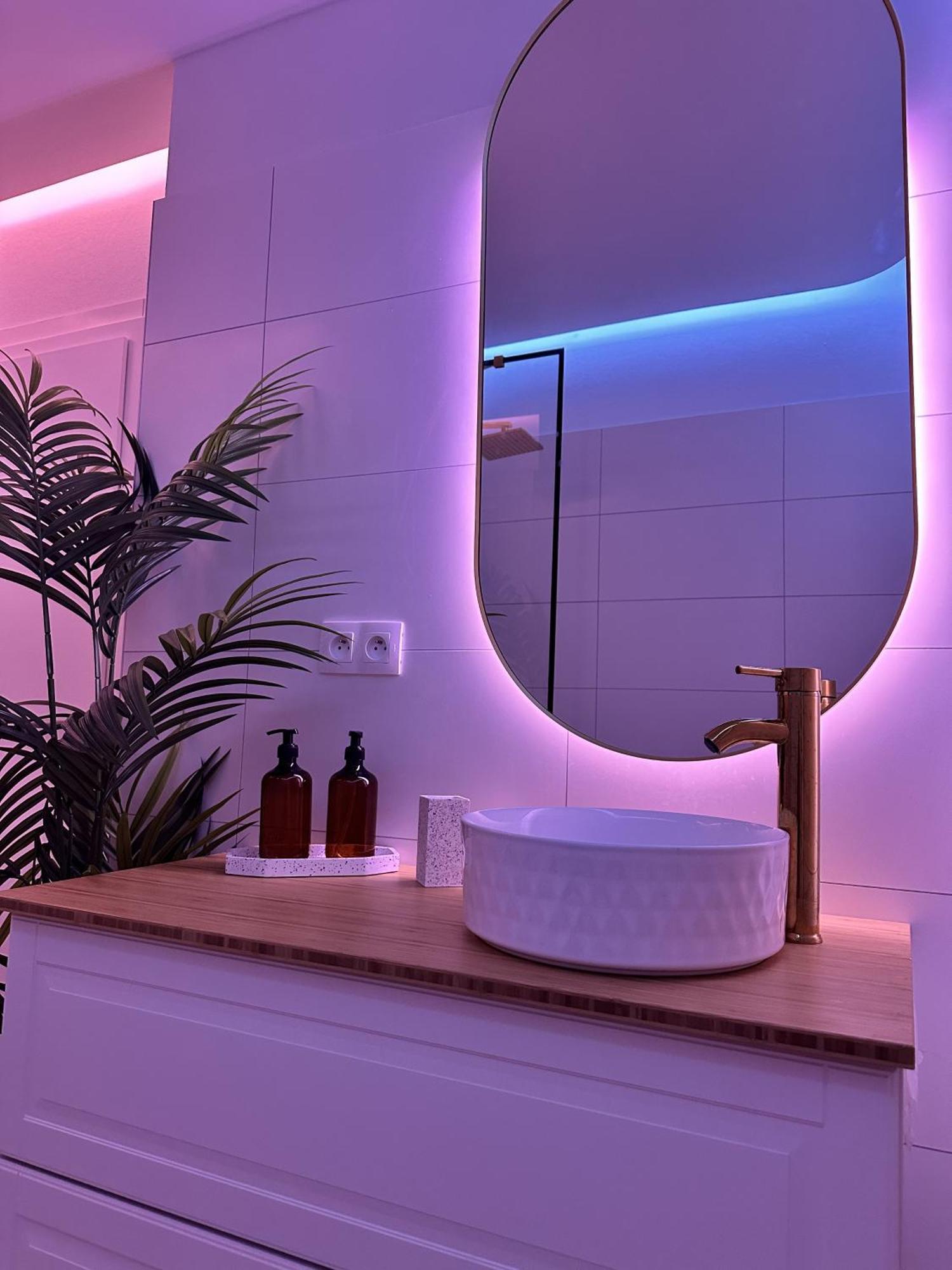 Ambient Lounge With Sundeck And Free Parking * Bratislava