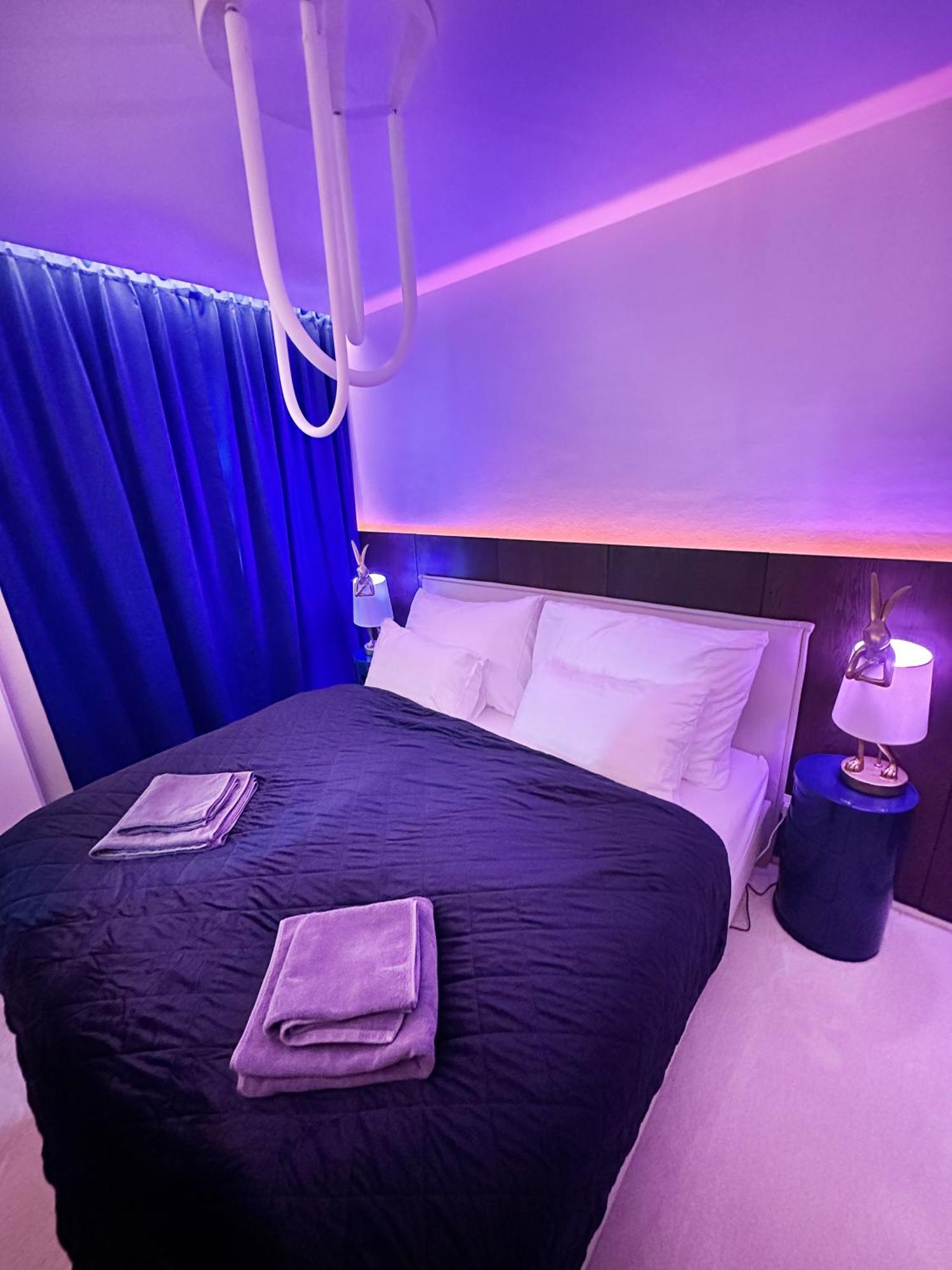 Apartment Ambient Lounge With Sundeck And Free Parking Bratislava