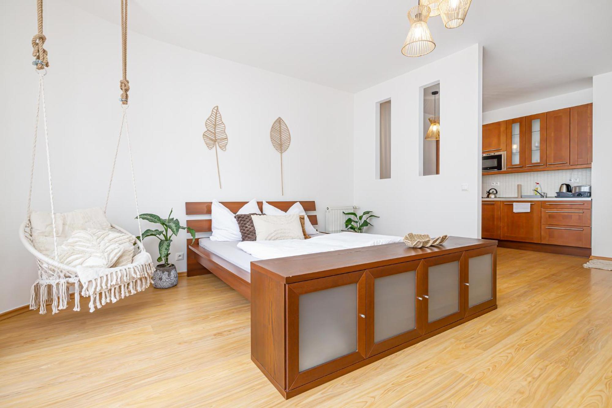 Matteo - Modern With Free Parking Apartment *