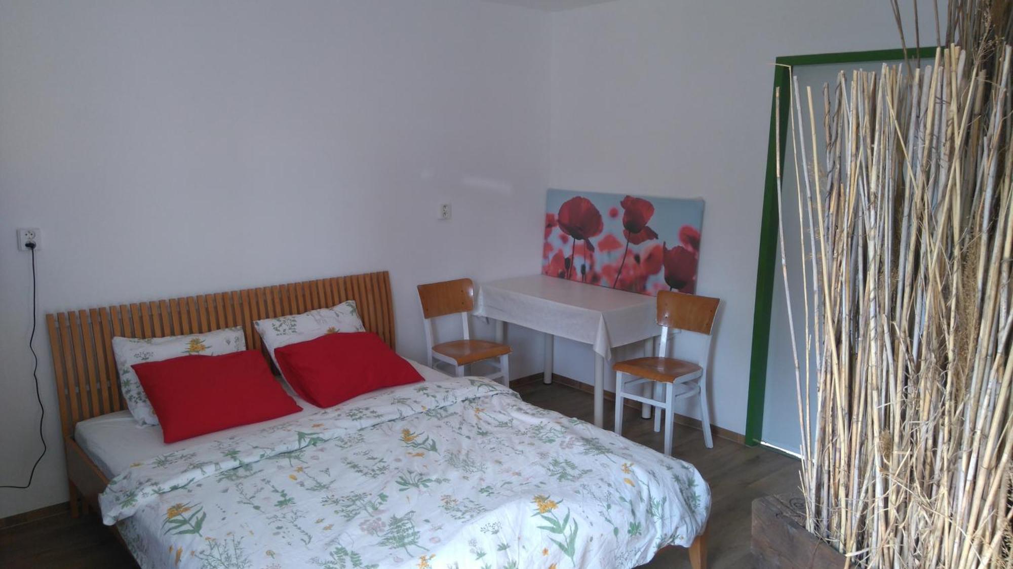 Rastlinky.sk Greenhouse Guestrooms *