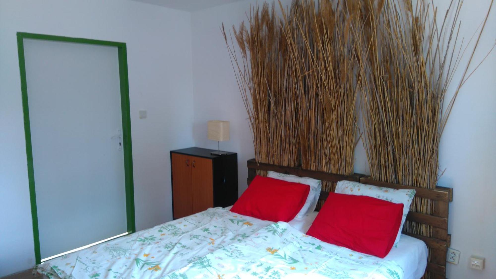 Rastlinky.sk Greenhouse Guestrooms Pressburg