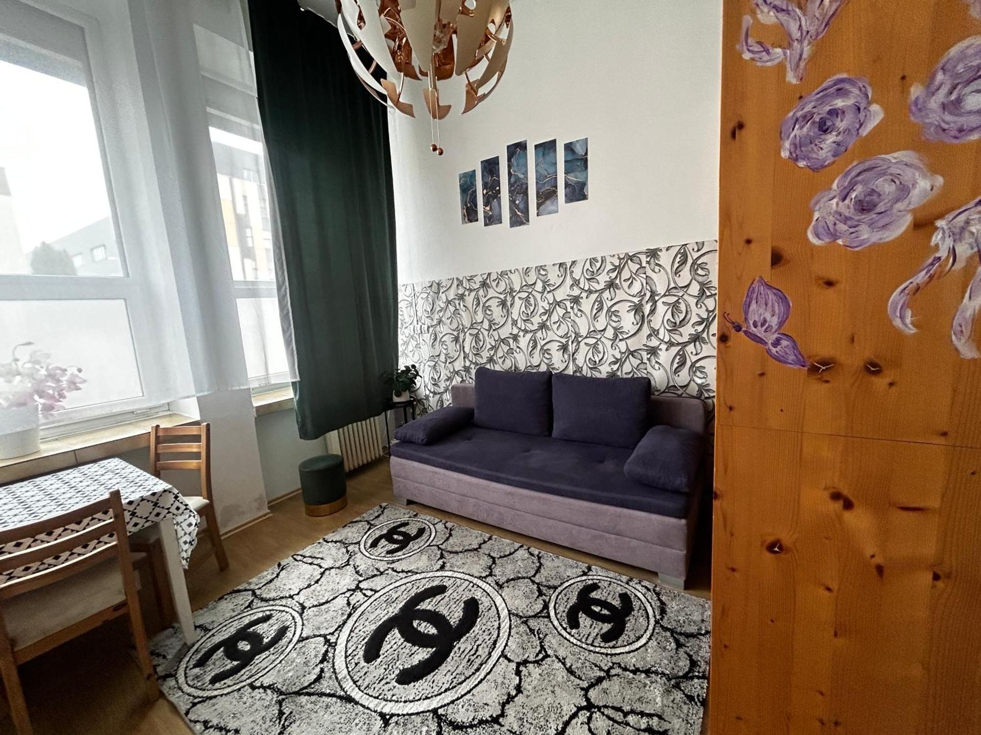 1 - Izbovy S Kupelnou *