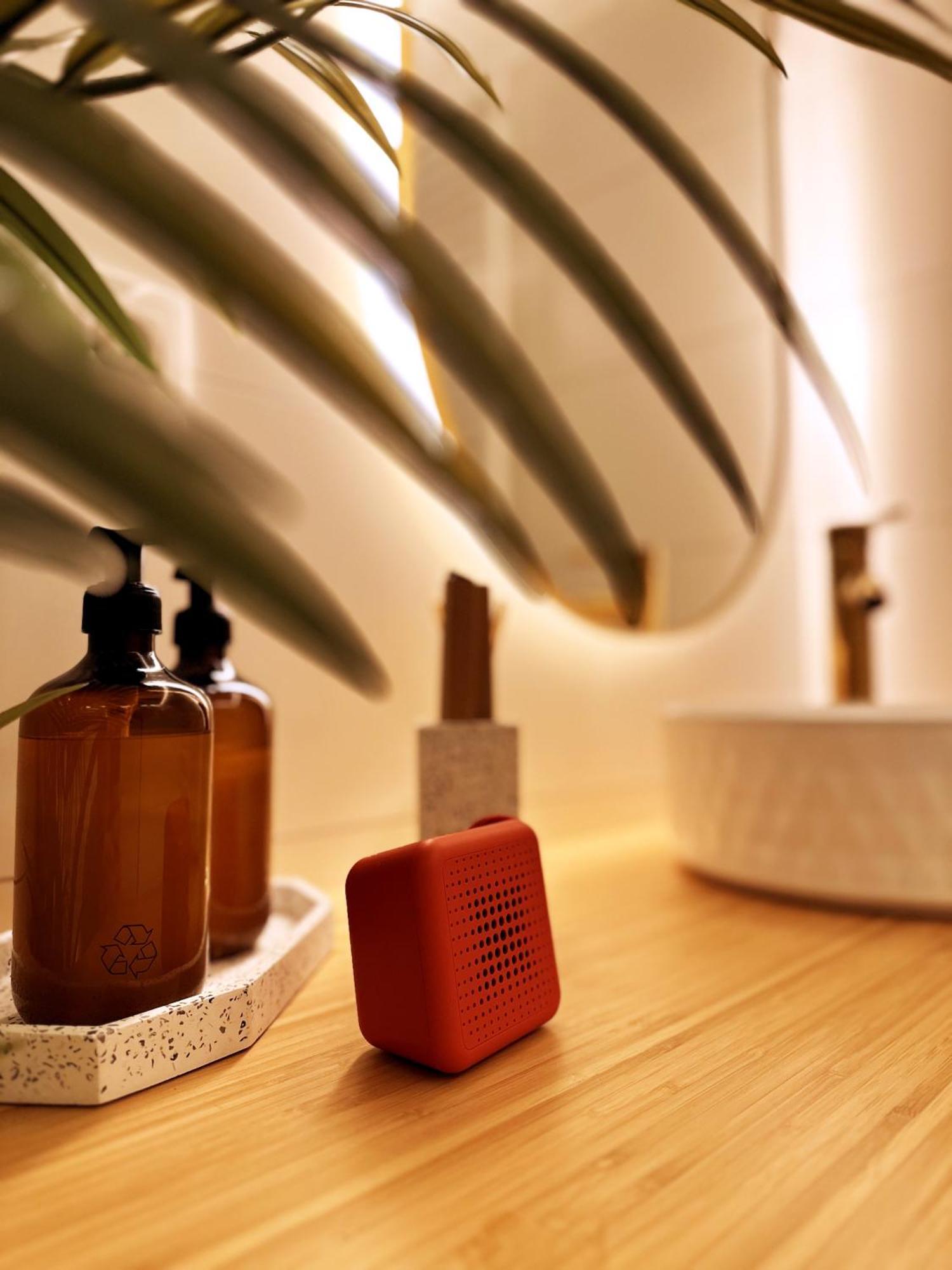 Ambient Lounge With Sundeck And Free Parking Apartment *